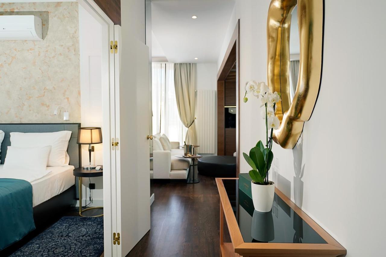 Majestic Hotel 4*